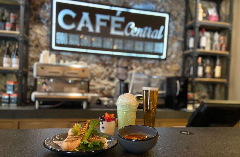 Coffee shop