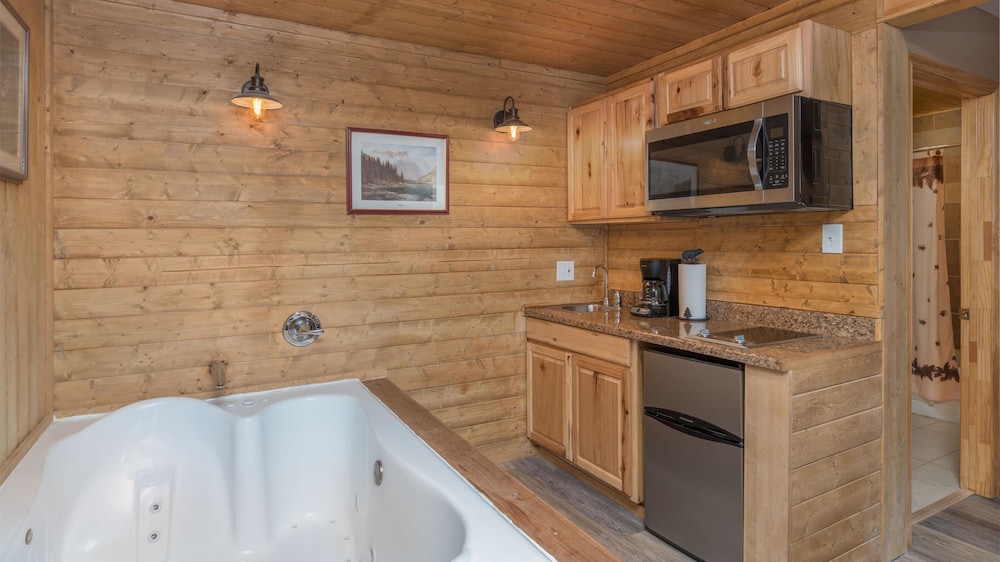 Upper Canyon Inn & Cabins - photo 44