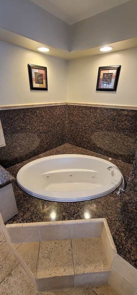 Pismo Beachwalker Inn & Suites - photo 60