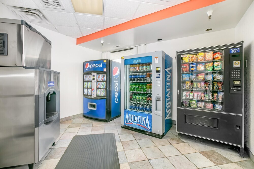 Motel 6 Minneapolis Airport Mall of America - photo 8