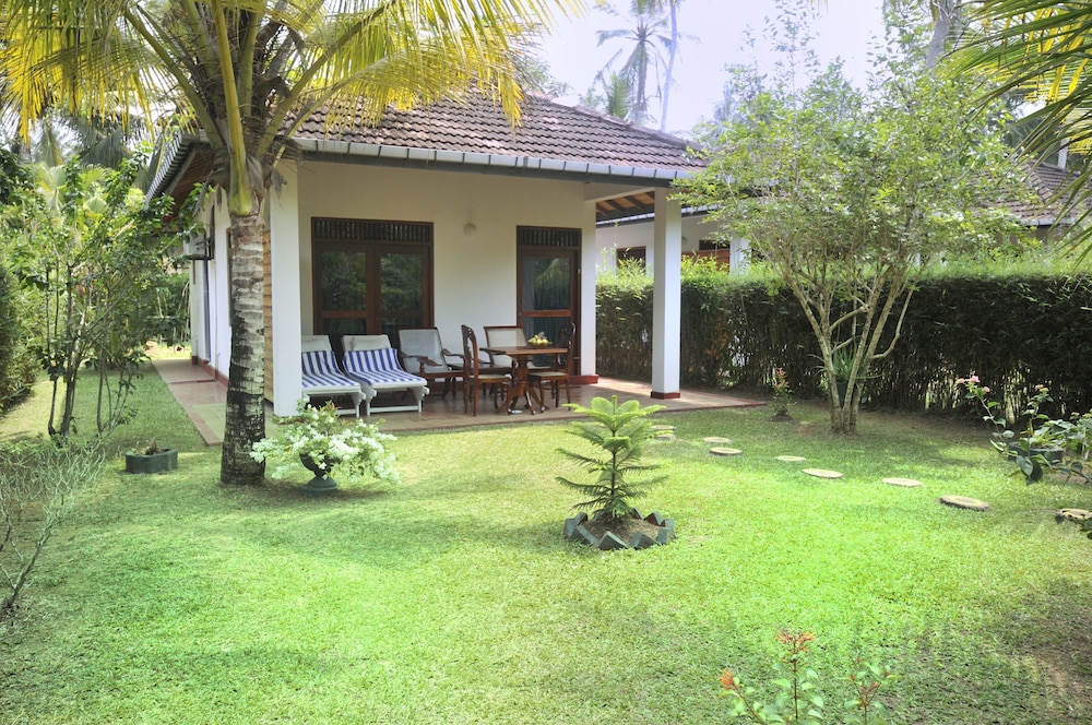 Dalmanuta Gardens in Bentota, Sri Lanka