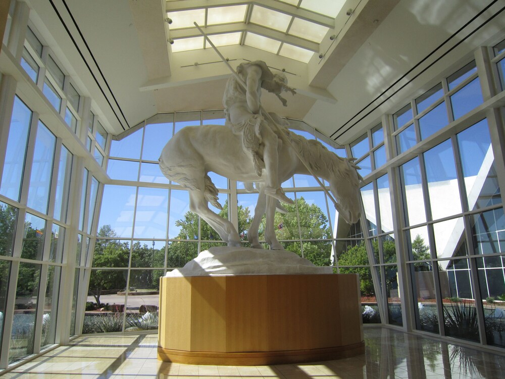Best Western Plus Saddleback Inn & Conference Center - photo 31