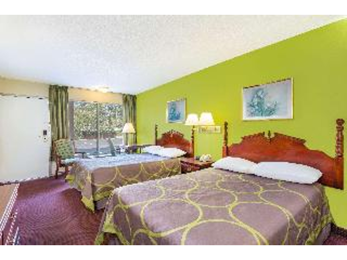 Super 8 by Wyndham Ashland Richmond - photo 12
