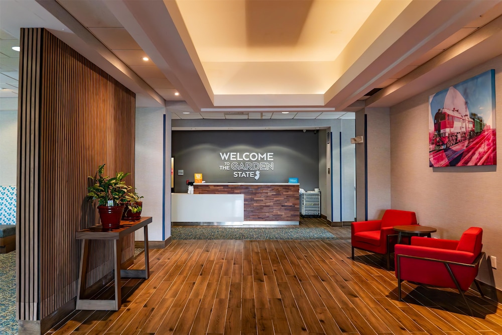 Hampton Inn Turnersville - photo 5