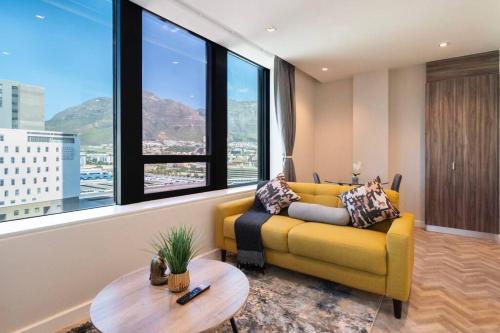 Cozy Urban Getaway
