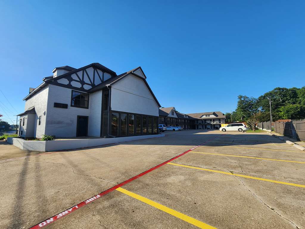 Americas Best Value Inn Longview - photo 5