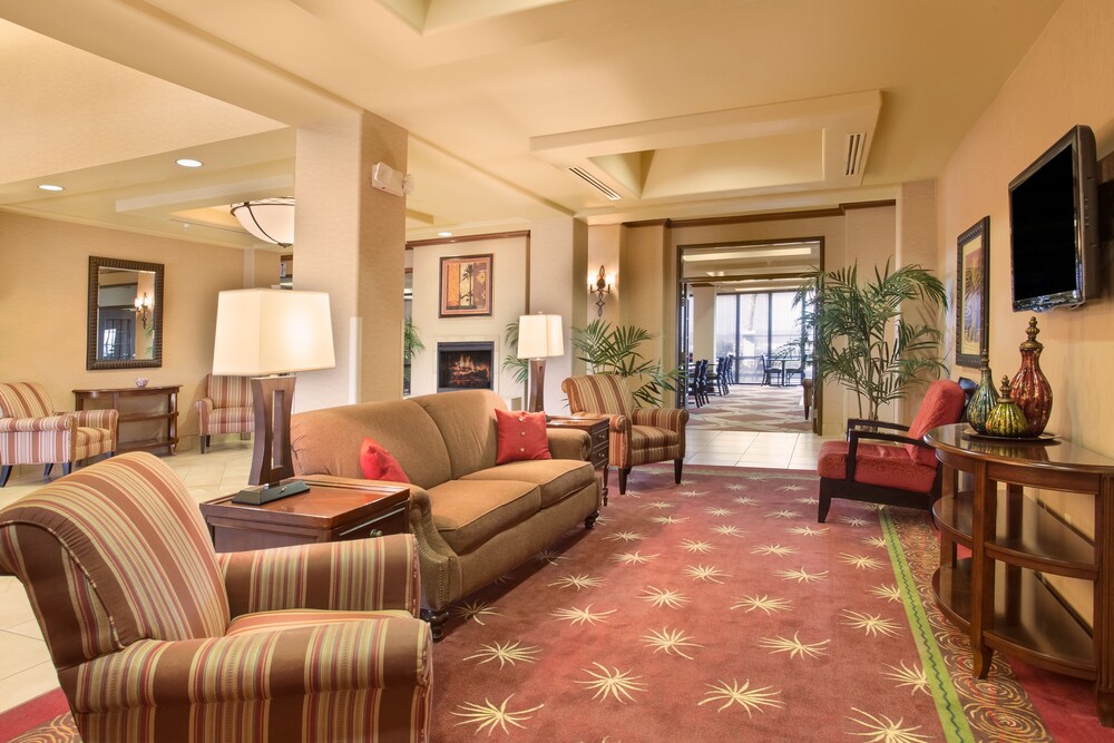 Holiday Inn Express & Suites Yuma by IHG - photo 32