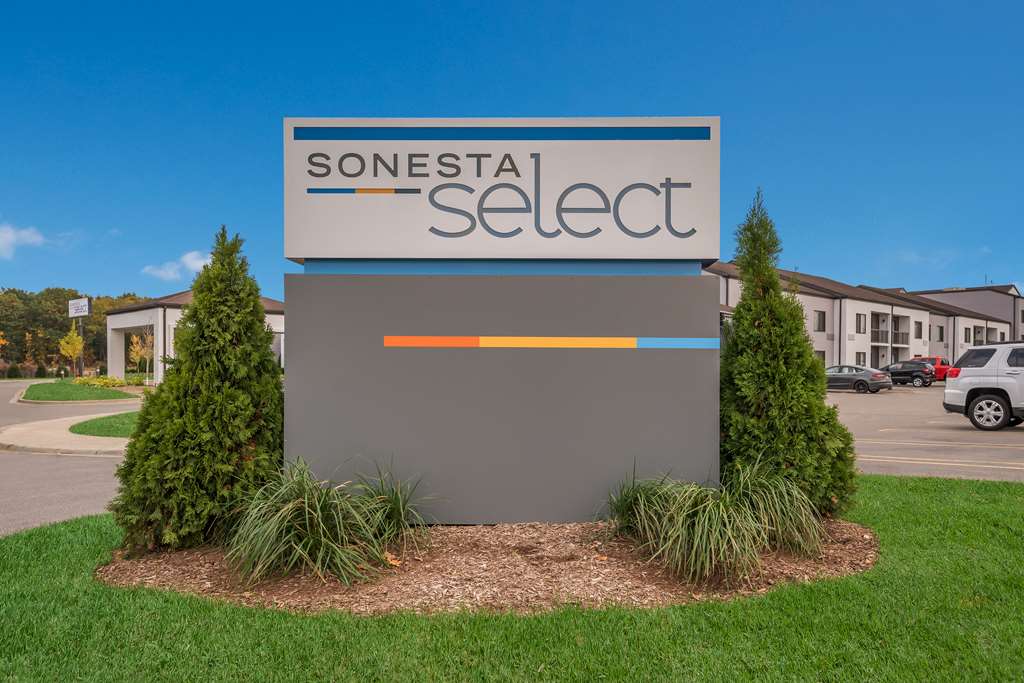 Sonesta Select Detroit Auburn Hills - photo 40