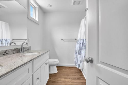 Salty Dawg by Oak Island Accommodations - photo 30