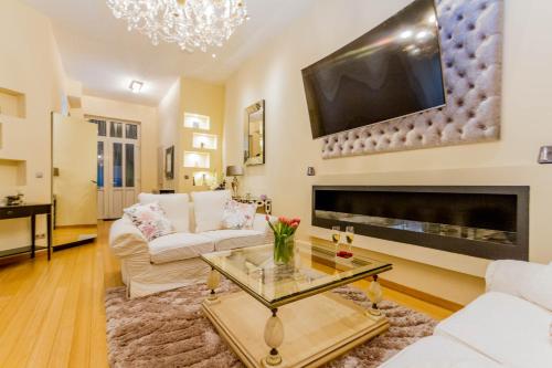 Principe Luxury Suite Next to Parliament — 4-Star Luxury Hotel in Budapest, Hungary