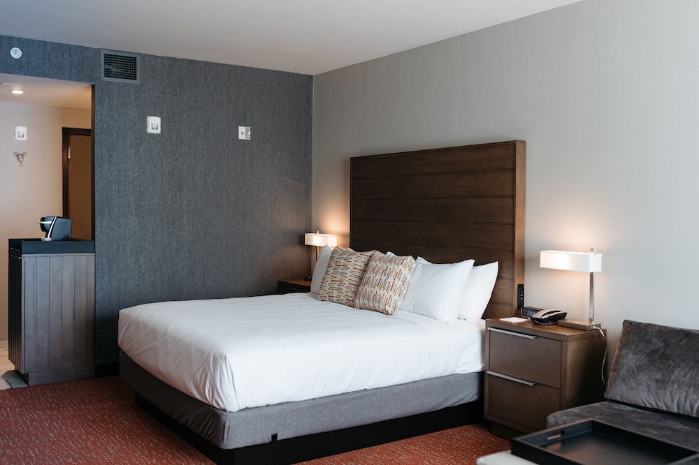 Revel Hotel Des Moines Urbandale Tapestry Collection by Hilton - photo 50