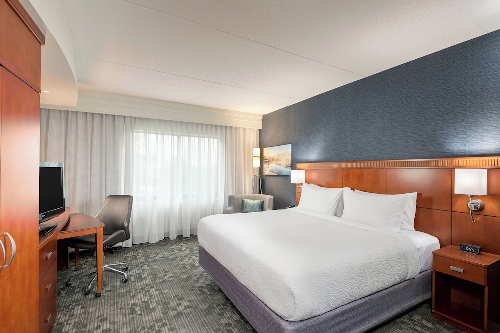 Courtyard by Marriott Philadelphia Valley Forge Collegeville - photo 9