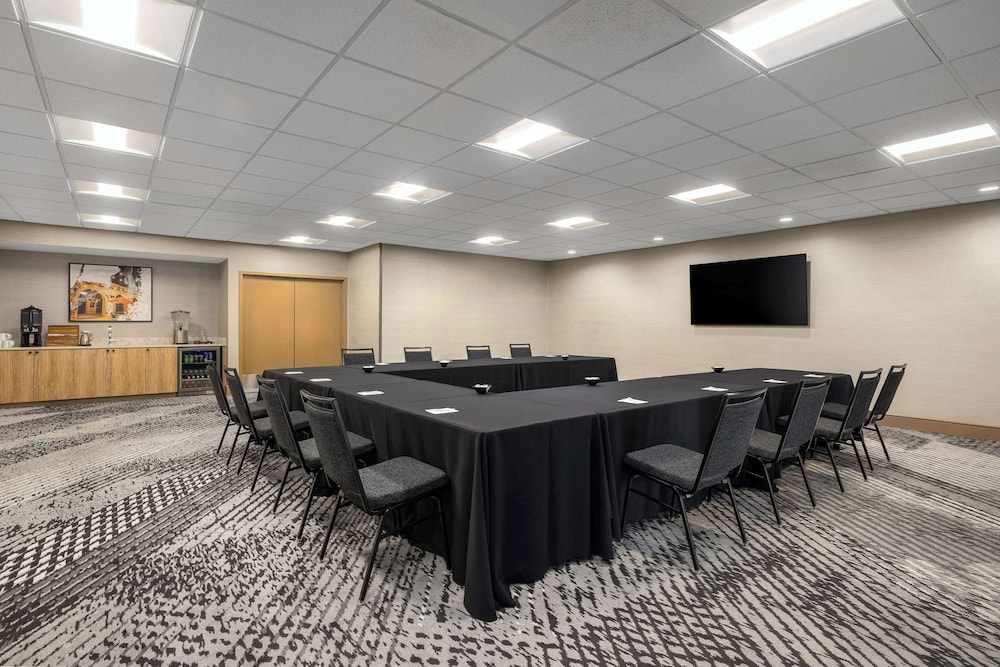 Homewood Suites by Hilton San Diego Airport Liberty Station - photo 52