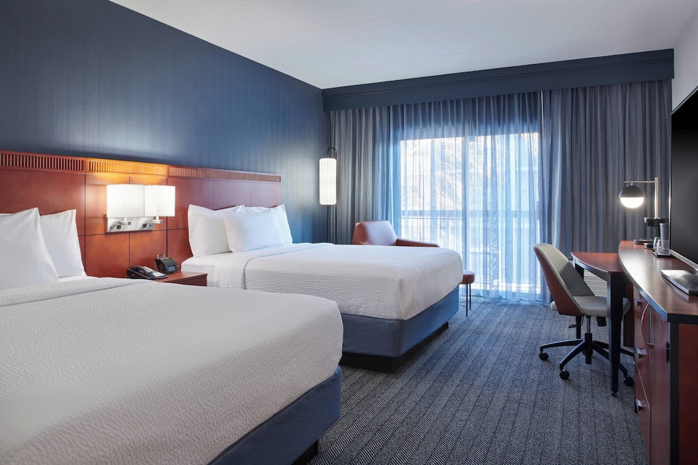 Courtyard by Marriott Chicago Lincolnshire - photo 6