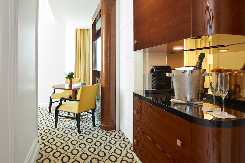 Waldorf Astoria Beverly Hills - photo 25