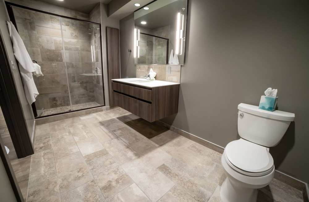 Montvale Hotel - photo 115