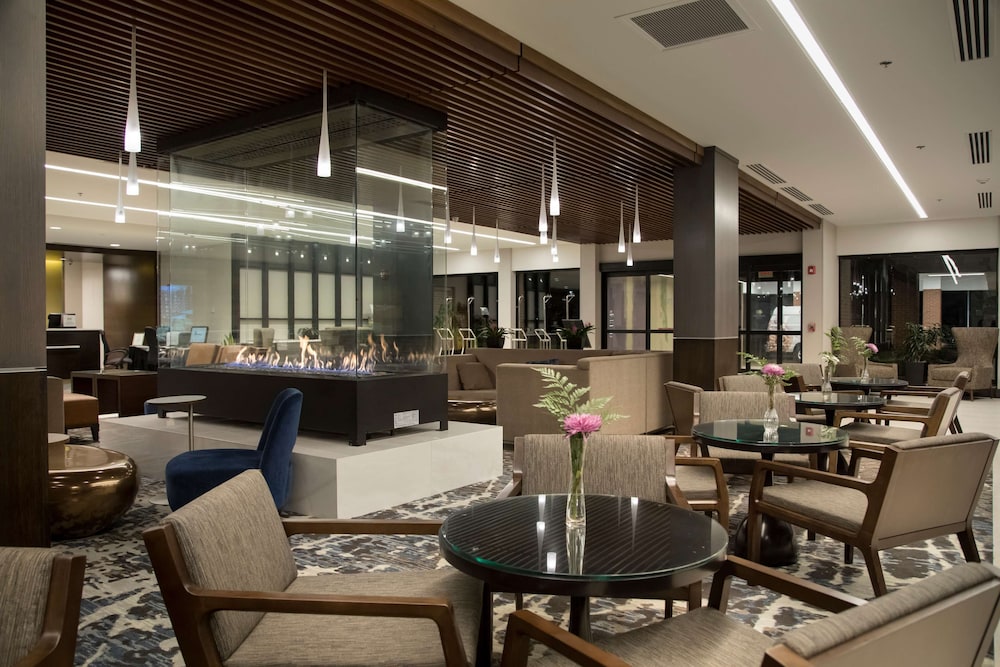 DoubleTree by Hilton Hotel Syracuse - photo 9