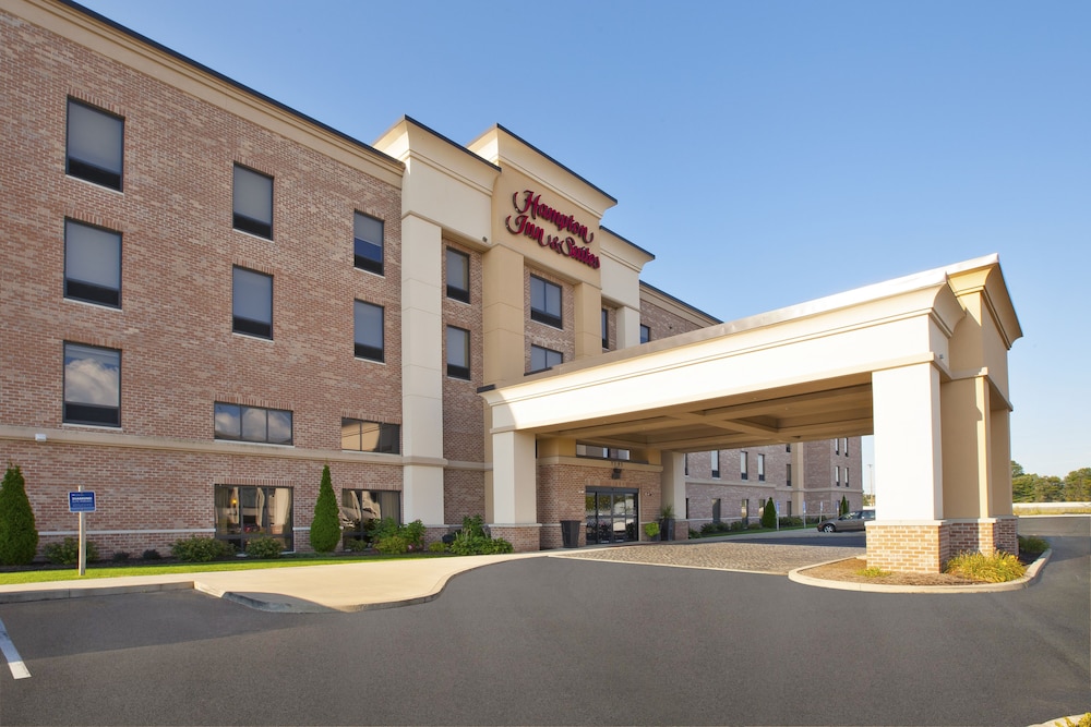 Hampton Inn & Suites Elyria - photo 26