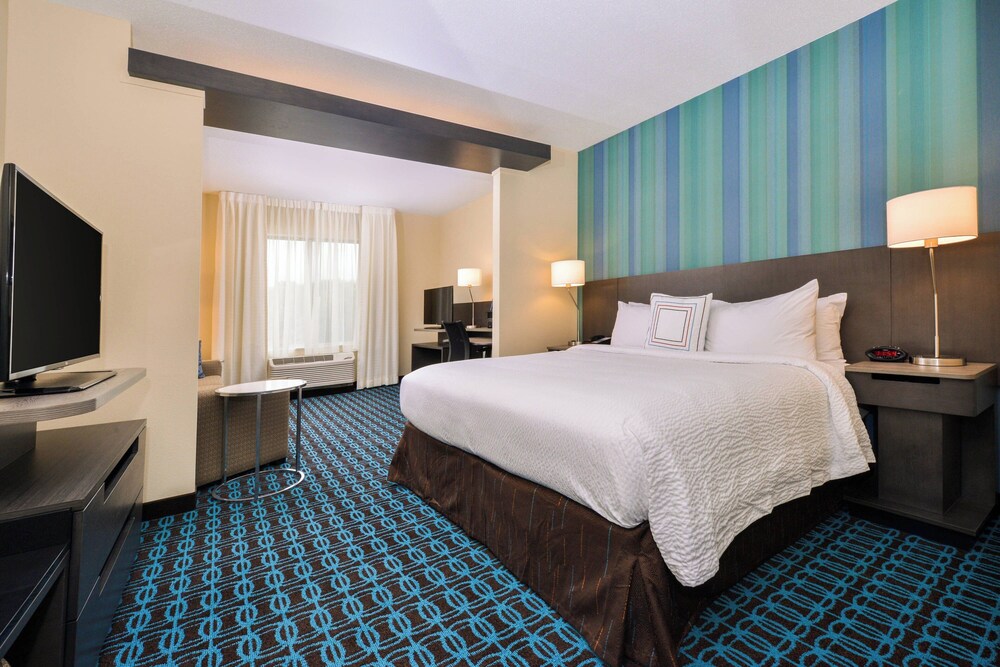 Fairfield Inn & Suites by Marriott Raleigh Cary - photo 12