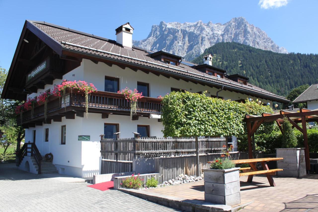 Haus Alpenblume — 4-Star Luxury Hotel in Ehrwald, Austria