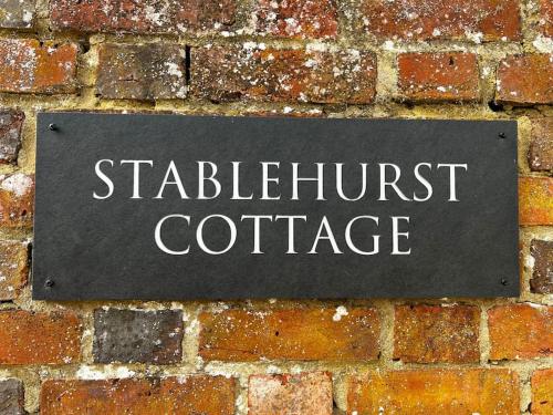 Stablehurst Cottage — East Grinstead — photo 4
