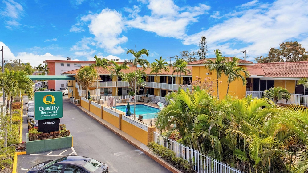 Quality Inn & Suites Airport Cruise Port Hollywood - featured photo