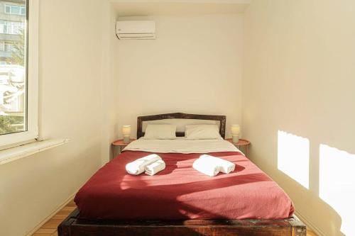 Cozy and Stylish Apt Next to Stamba and Rooms