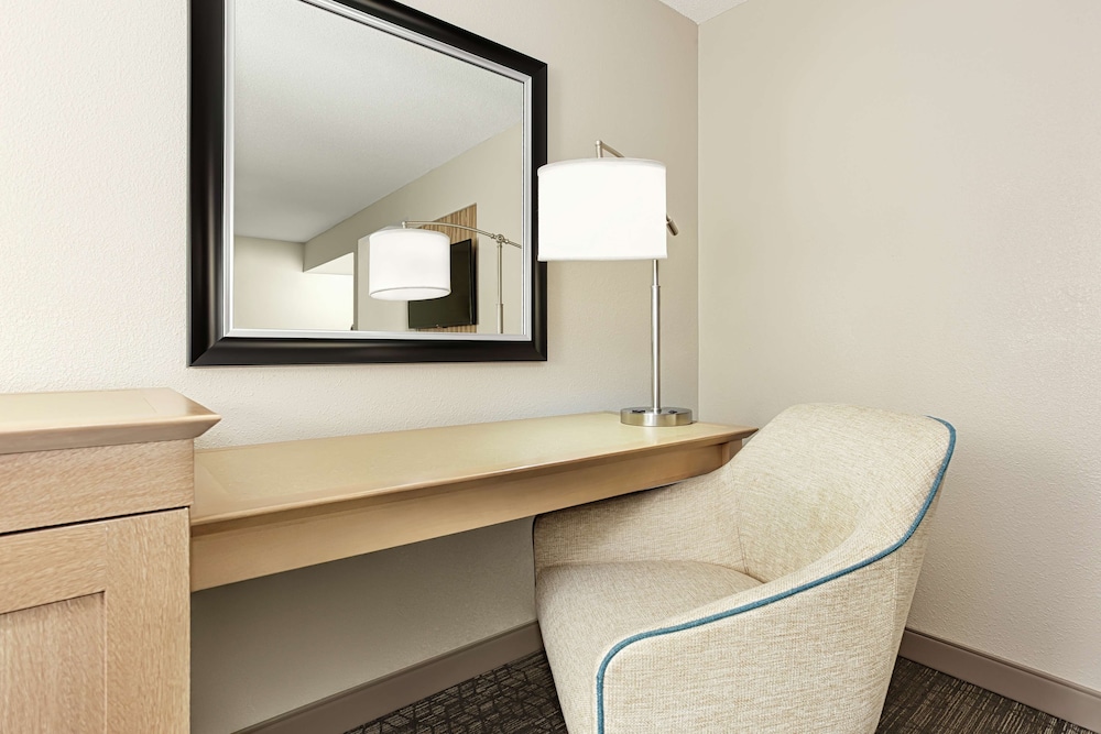 Hampton Inn Georgetown Marina - photo 7