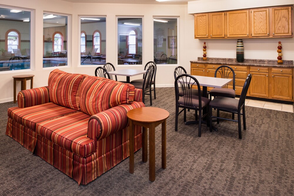 Charwood Suites - photo 23