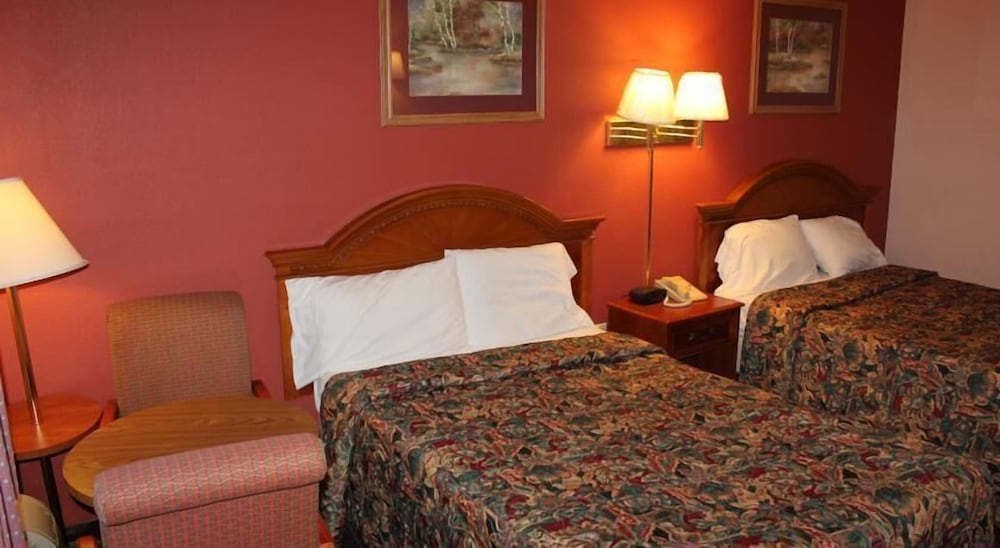 Andrew Johnson Inn - photo 3