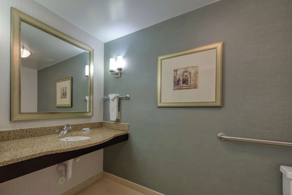 Hilton Garden Inn Durham Southpoint - photo 40
