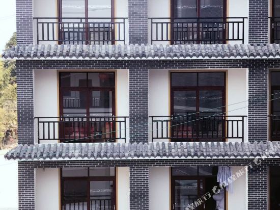 Chang Feng Shan Zhuang in Huanggang, People's Republic of China