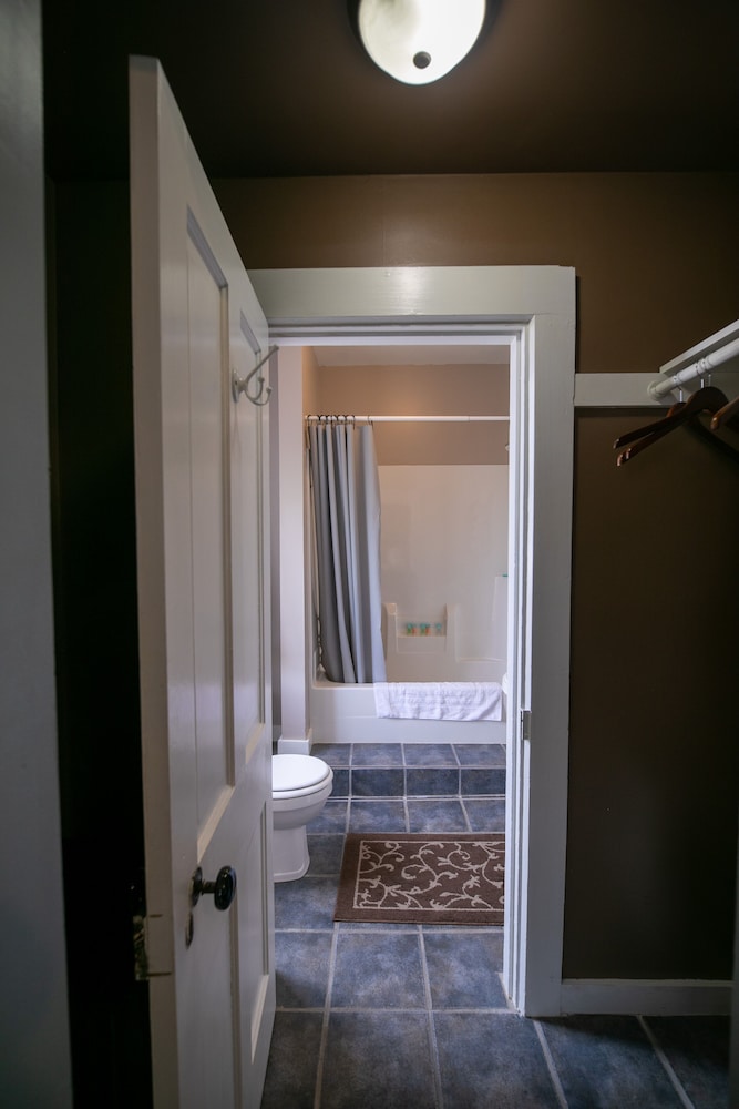 Nauvoo Temple House Hotel - photo 59