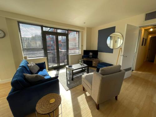 Modern 2 BDR Flat in Nottingham City Centre with free parking — 4-Star Luxury Hotel in Nottingham, United Kingdom