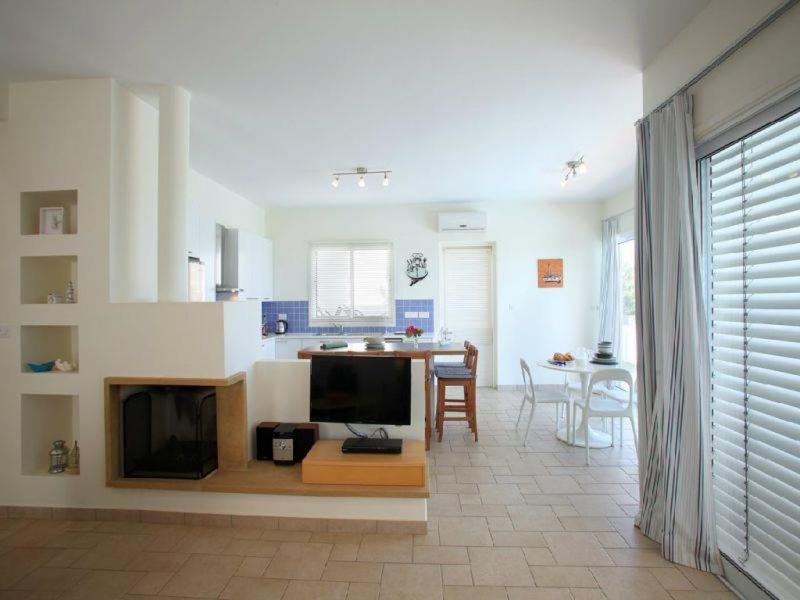 Protaras Seafront Villa Melissa