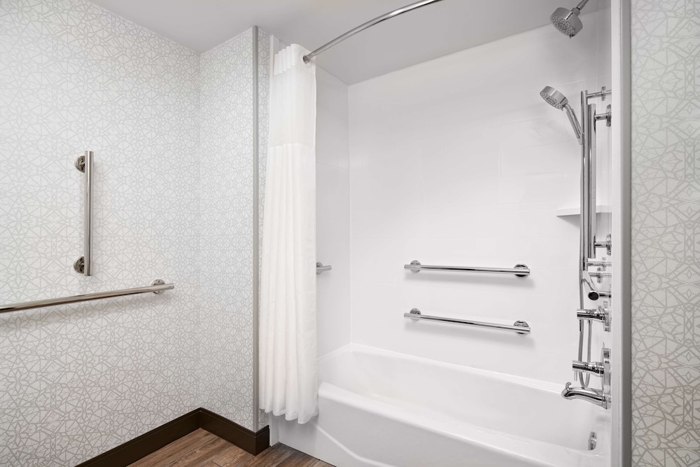 Hampton Inn Clewiston - photo 19