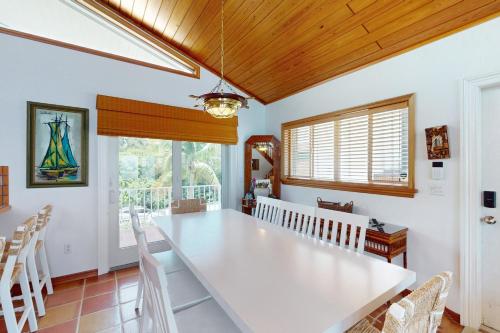 Orange Blossom Retreat — Tavernier