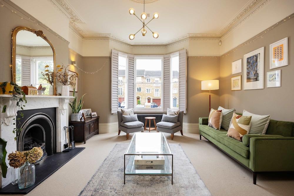 A Green Escape In London — Kingston Upon Thames