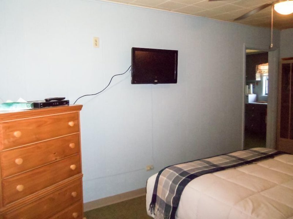 The Gold Pan Motel - photo 23