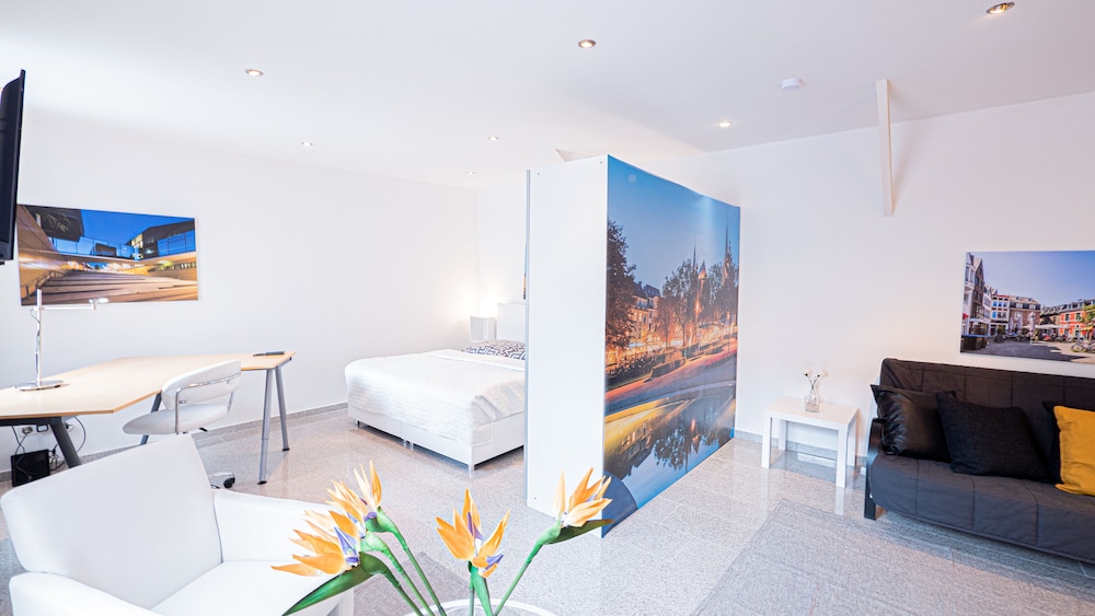 Relax Aachener Boardinghouse Main Train Station in Aachen, Germany