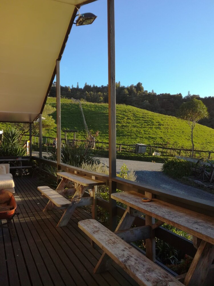 Juno Hall Bbh - carbon neutral hotel in Unknown City