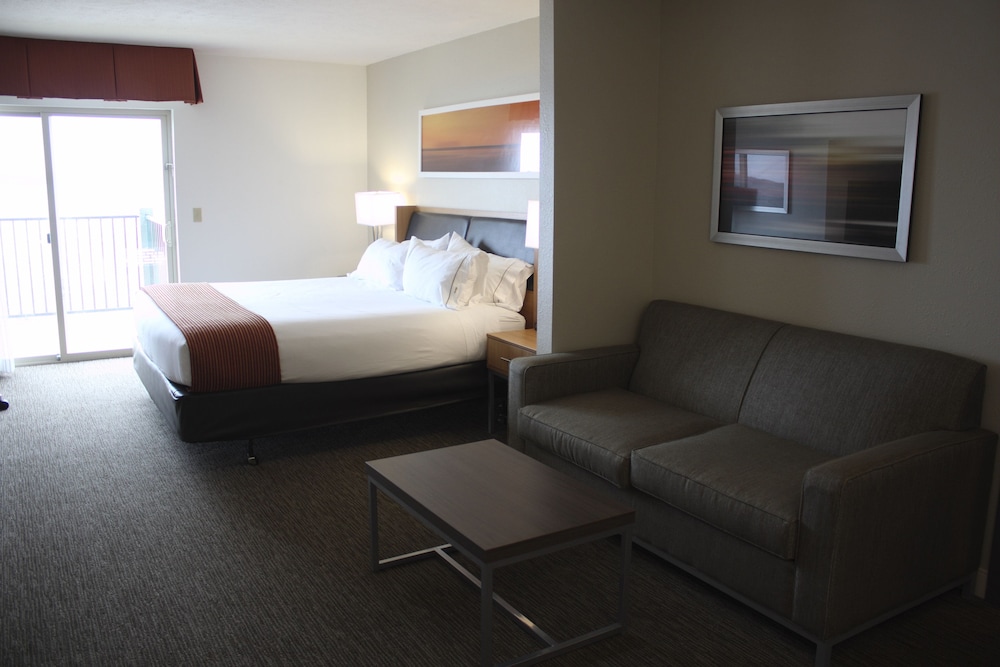 Holiday Inn Express Munising Lakeview by IHG - photo 8
