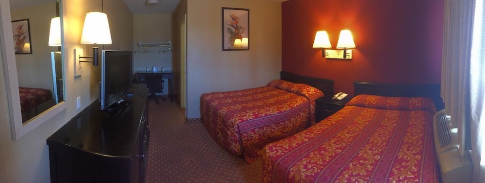 Hilltop Inn & Suites - photo 15