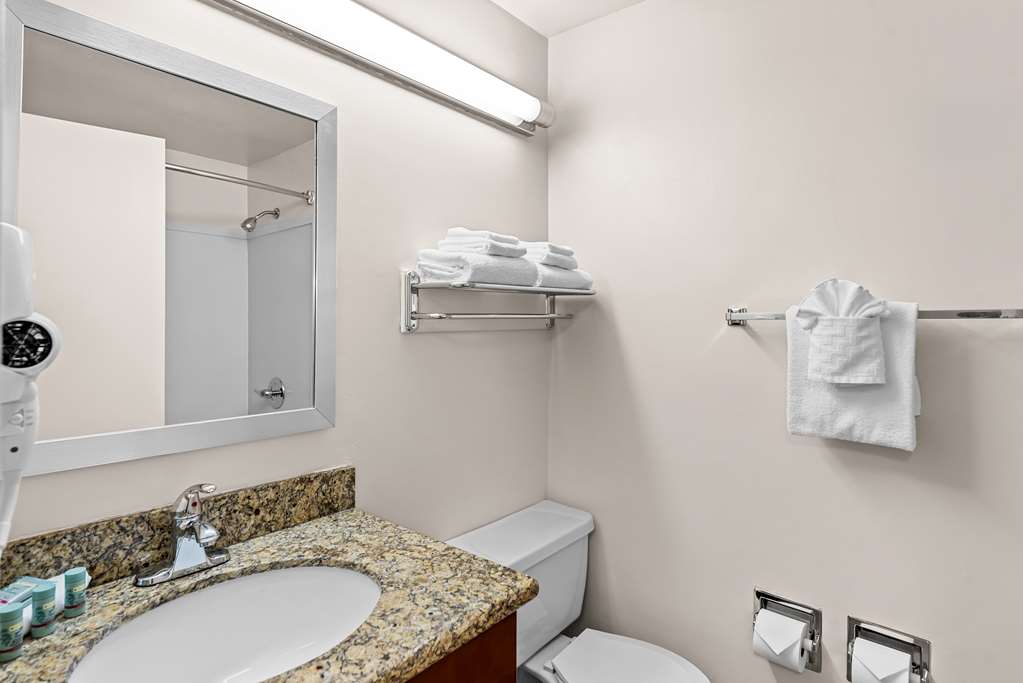 Best Western Cascadia Inn - photo 25