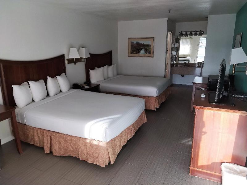 Rio del Sol Inn - photo 25
