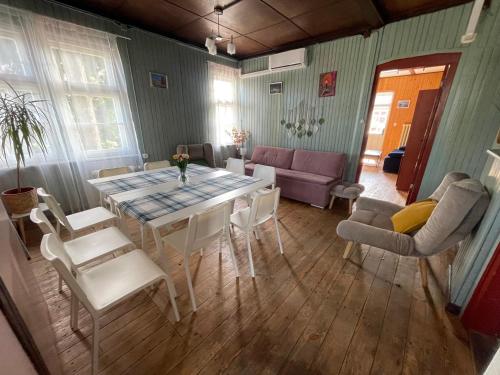 Villa Rekin — 4-Star Luxury Hotel in Gdansk, Poland