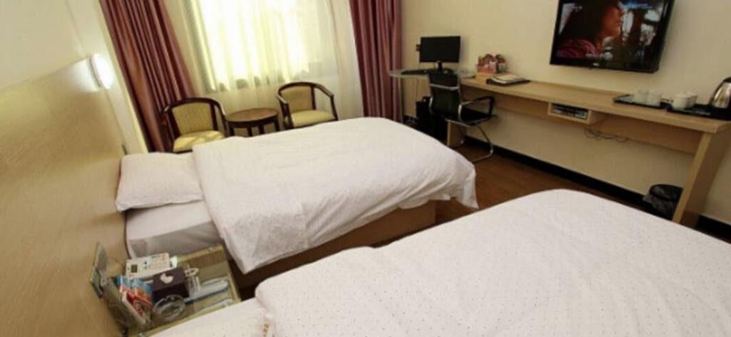 Xinjindu Hotel — hotel in Yongfu