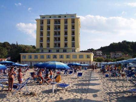 Hotel Katia — hotel in Ortona