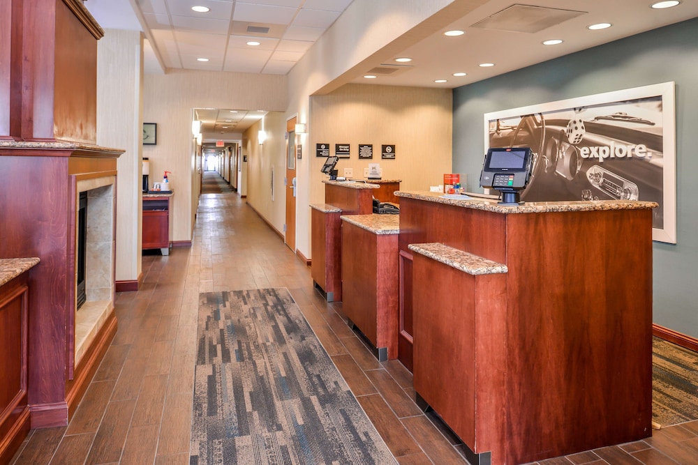 Hampton Inn York - photo 8