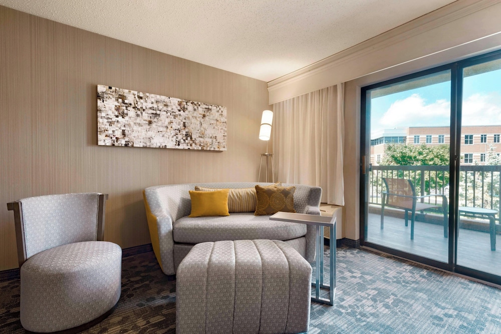 Courtyard by Marriott Akron Fairlawn - photo 13